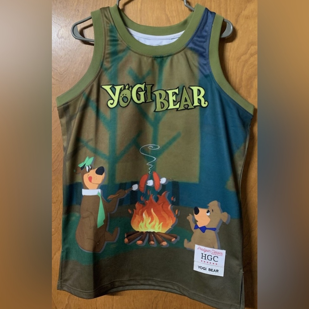 YOGI BEAR Headgear Classics Basketball Jersey Size Medium